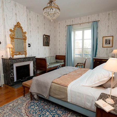Domaine De Montclair Bed & Breakfast Pommiers  Exterior photo